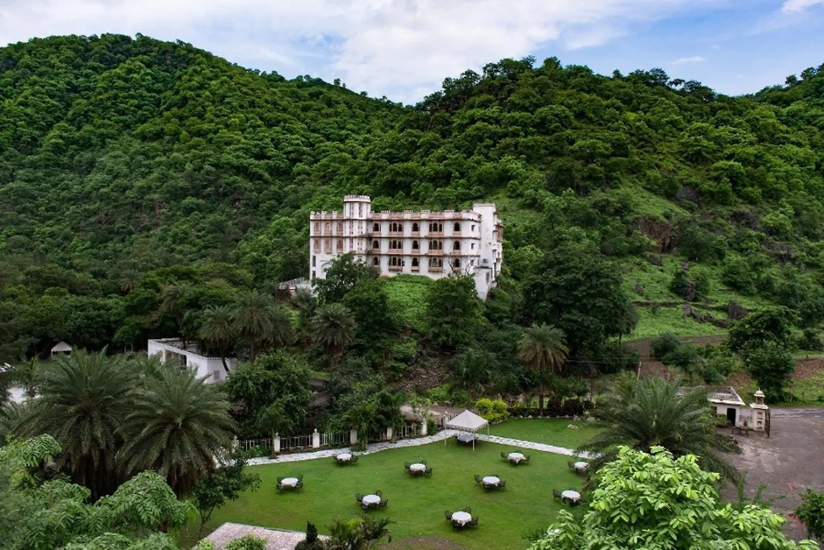 Aaram Baagh - A Luxury Nature Resort 우다이푸르