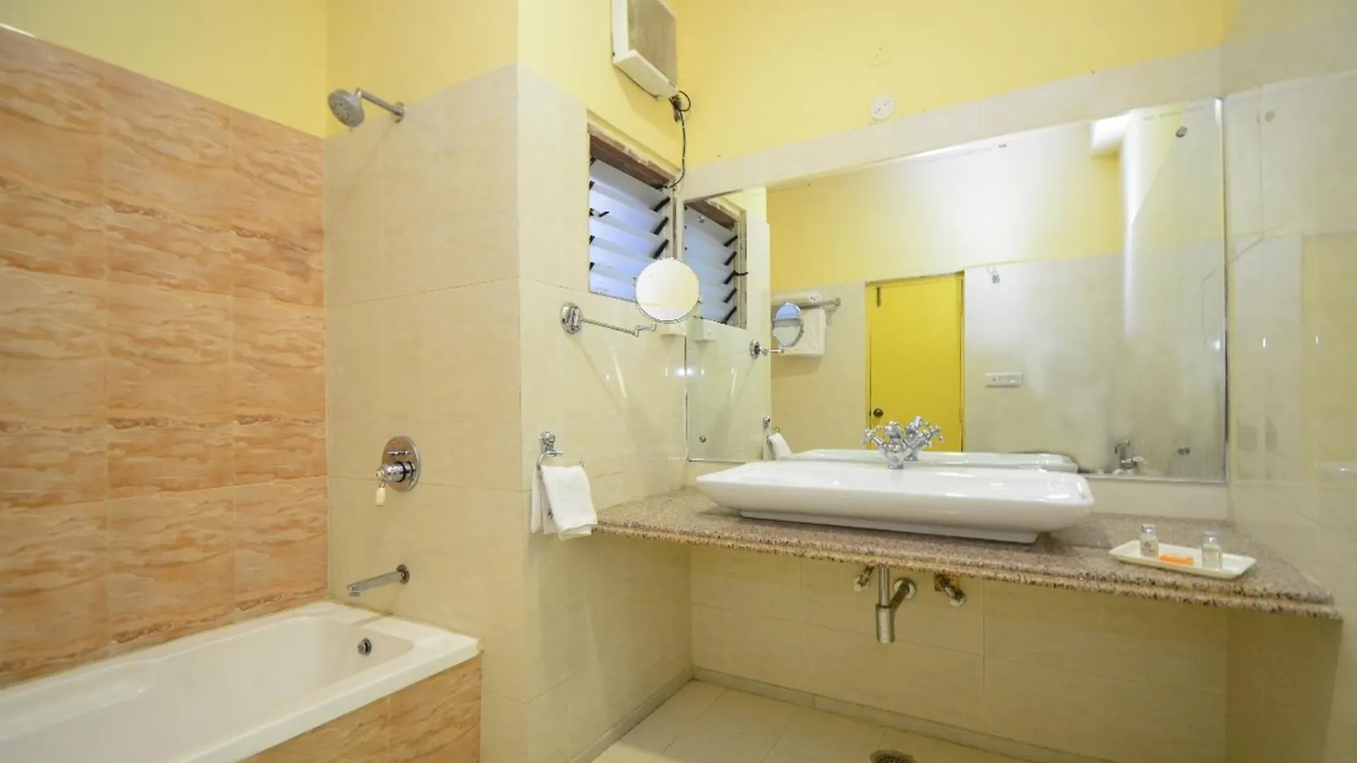 ****  Aaram Baagh - A Luxury Nature Resort Udaipur Indien