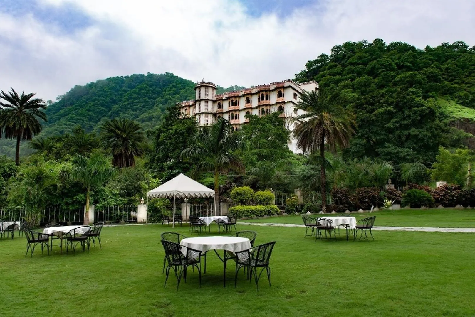 Aaram Baagh - A Luxury Nature Resort Udaipur